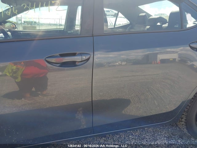 2015 Toyota Corolla S მანქანა იყიდება აუქციონზე, vin: 2T1BURHE8FC238632, აუქციონის ნომერი: 12634142