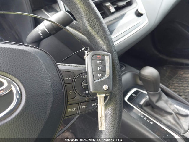 2020 Toyota Corolla Le მანქანა იყიდება აუქციონზე, vin: 5YFBPRBE4LP018982, აუქციონის ნომერი: 12634148