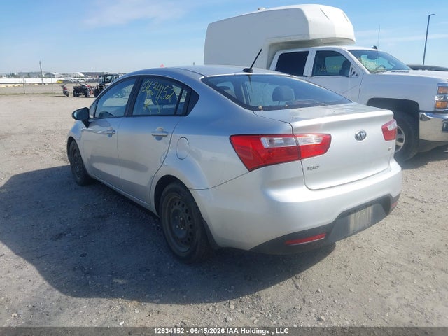 12634152 :رقم المزاد ، KNADM4A32F6516269 vin ، 2015 Kia Rio Lx مزاد بيع