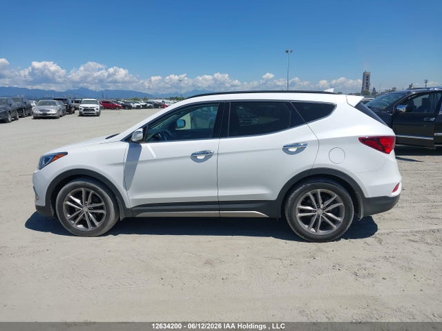 2017 Hyundai Santa Fe Sport 2.0t Limited მანქანა იყიდება აუქციონზე, vin: 5XYZUDLA4HG469069, აუქციონის ნომერი: 12634200