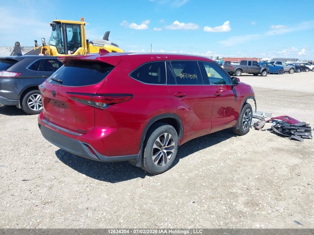 5TDGZRBH1NS583470 Toyota Highlander Xle