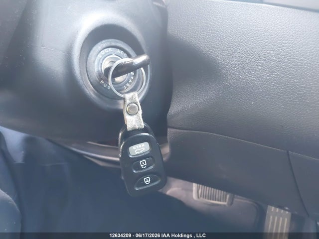 12634209 :رقم المزاد ، KMHDH4AH7FU413651 vin ، 2015 Hyundai Elantra Se/sport/limited مزاد بيع