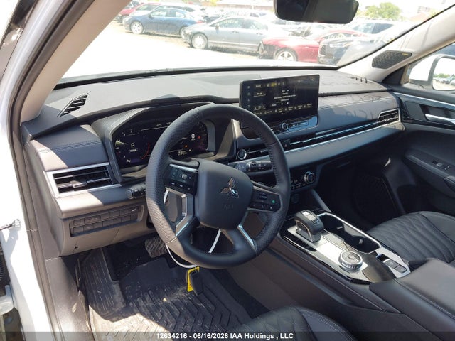 JA4J4WA84SZ617068 Mitsubishi Outlander Sel