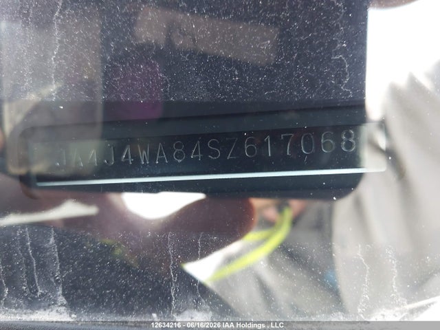 JA4J4WA84SZ617068 Mitsubishi Outlander Sel