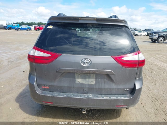 Aukcja sprzedaży 2017 Toyota Sienna Le, vin: 5TDKZ3DC6HS792216, numer aukcji: 12634221