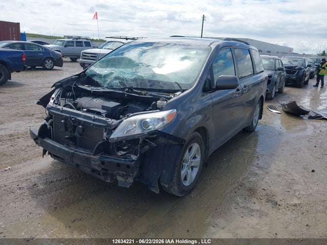 Aukcja sprzedaży 2017 Toyota Sienna Le, vin: 5TDKZ3DC6HS792216, numer aukcji: 12634221