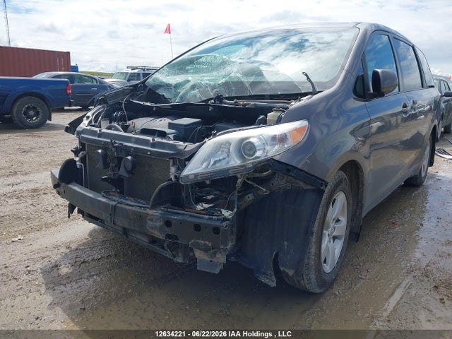 Aukcja sprzedaży 2017 Toyota Sienna Le, vin: 5TDKZ3DC6HS792216, numer aukcji: 12634221