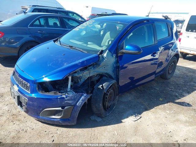 Chevrolet SONIC LS 2014 1G1JA6EH6E4148228 Image 2