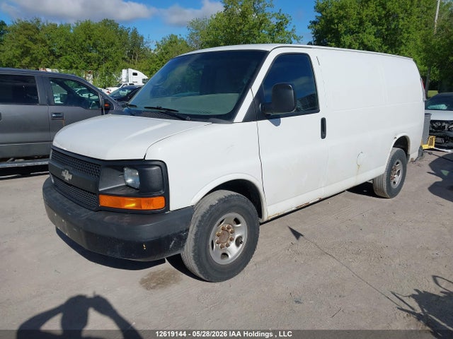 Chevrolet Express 2500 1wt 2015 1GCWGFCF4F1148194 Image 2