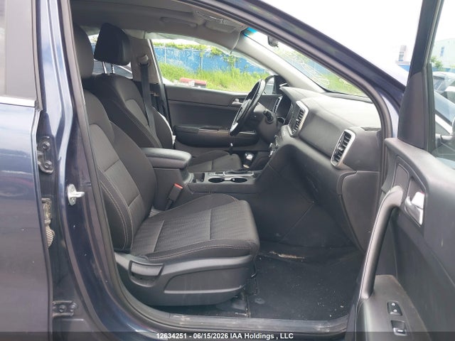 12634251 :رقم المزاد ، KNDPNCAC0M7879992 vin ، 2021 Kia Sportage Ex مزاد بيع
