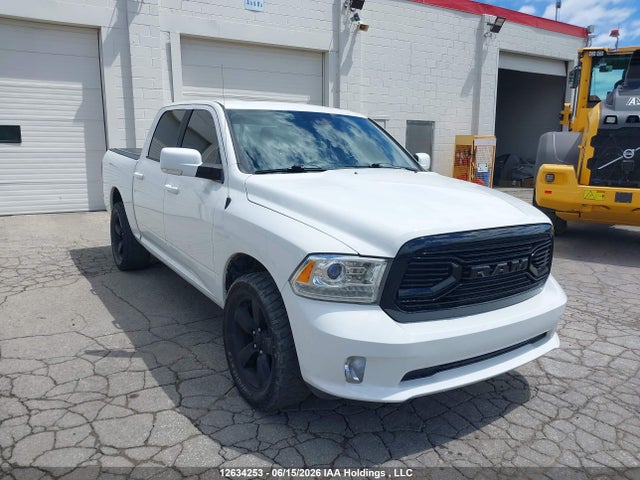 12634253 :رقم المزاد ، 1C6RR7MT8FS525676 vin ، 2015 Ram 1500 Sport مزاد بيع