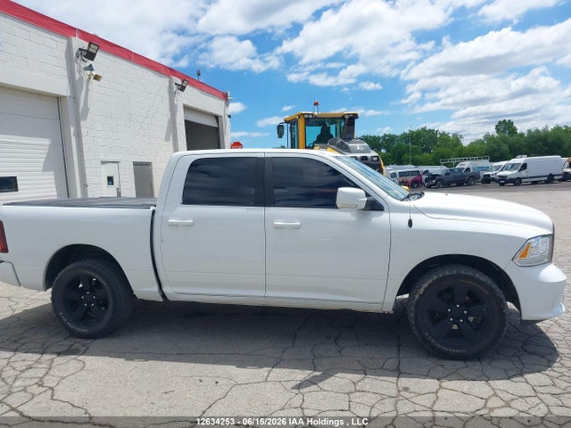 12634253 :رقم المزاد ، 1C6RR7MT8FS525676 vin ، 2015 Ram 1500 Sport مزاد بيع