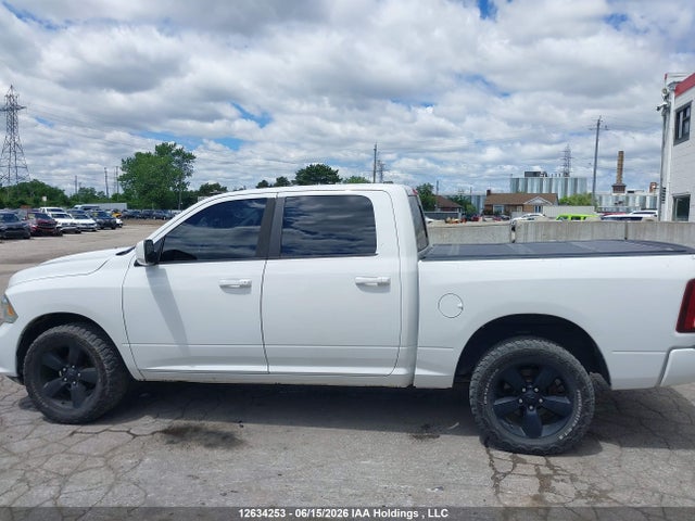 12634253 :رقم المزاد ، 1C6RR7MT8FS525676 vin ، 2015 Ram 1500 Sport مزاد بيع