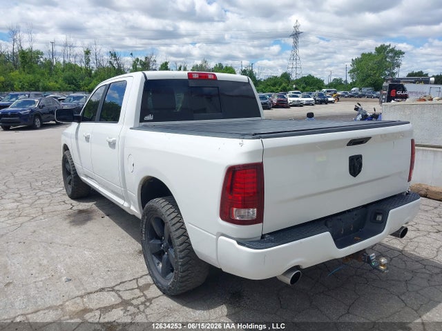 12634253 :رقم المزاد ، 1C6RR7MT8FS525676 vin ، 2015 Ram 1500 Sport مزاد بيع