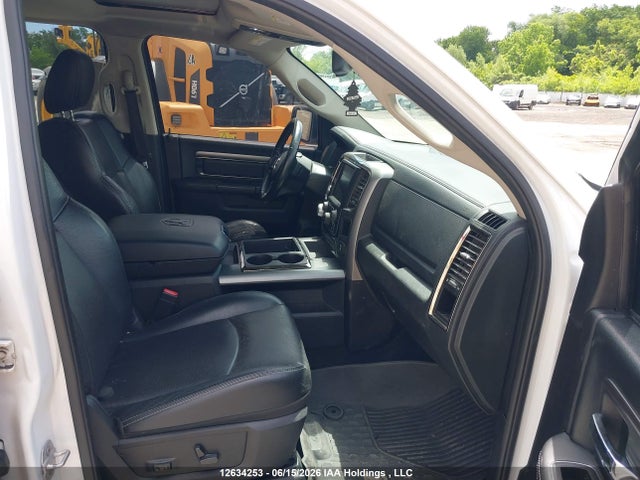 12634253 :رقم المزاد ، 1C6RR7MT8FS525676 vin ، 2015 Ram 1500 Sport مزاد بيع