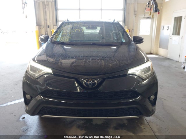 Toyota RAV4 SE 2018 2T3JFREV0JW785449 Image 12