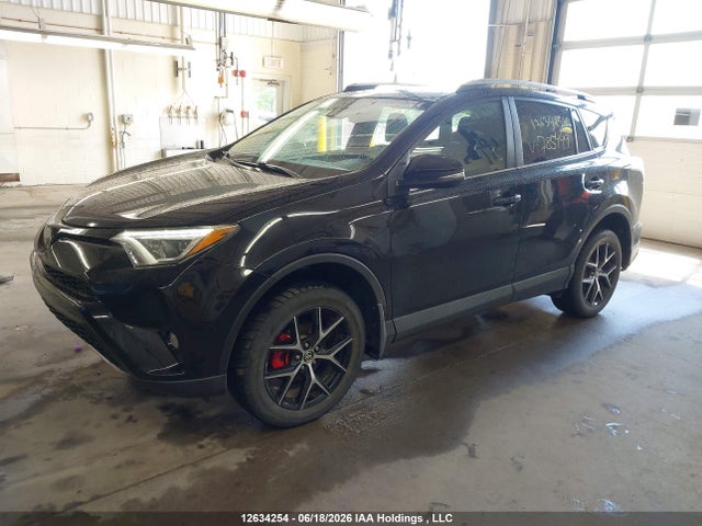Toyota RAV4 SE 2018 2T3JFREV0JW785449 Image 2