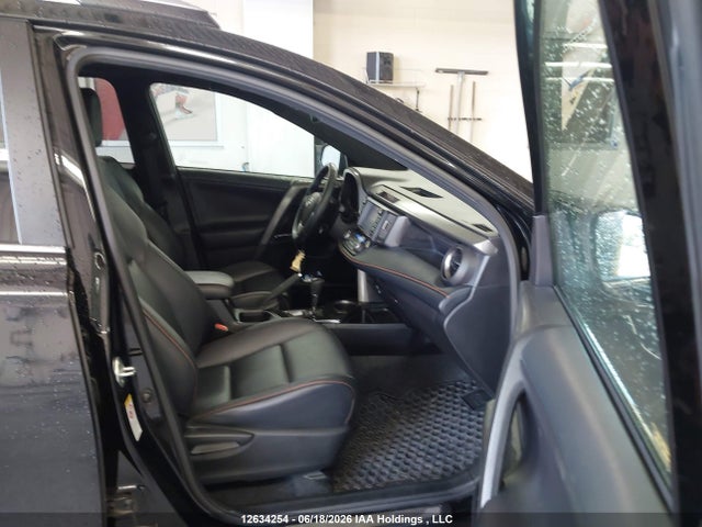Toyota RAV4 SE 2018 2T3JFREV0JW785449 Image 5