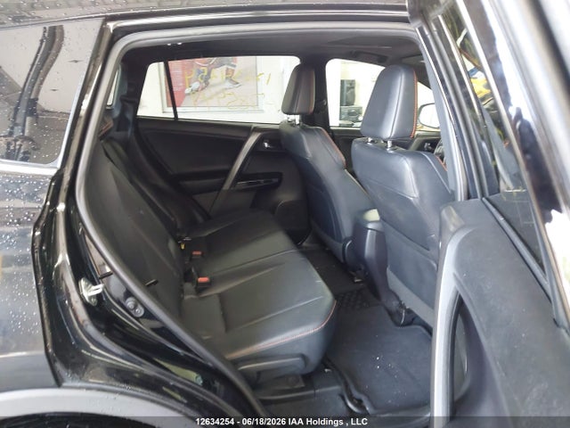 Toyota RAV4 SE 2018 2T3JFREV0JW785449 Image 8