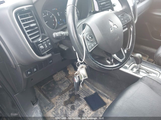 Продаж на аукціоні авто 2018 Mitsubishi Outlander Gt, vin: JA4JZ4AX1JZ610039, номер лоту: 12571950