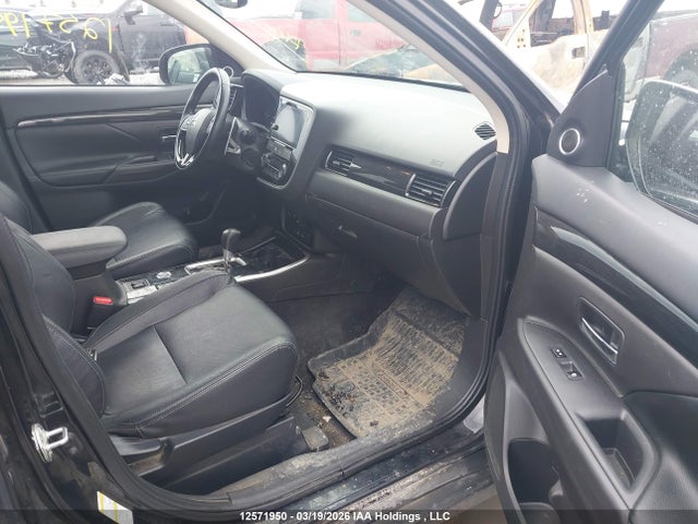 Продаж на аукціоні авто 2018 Mitsubishi Outlander Gt, vin: JA4JZ4AX1JZ610039, номер лоту: 12571950