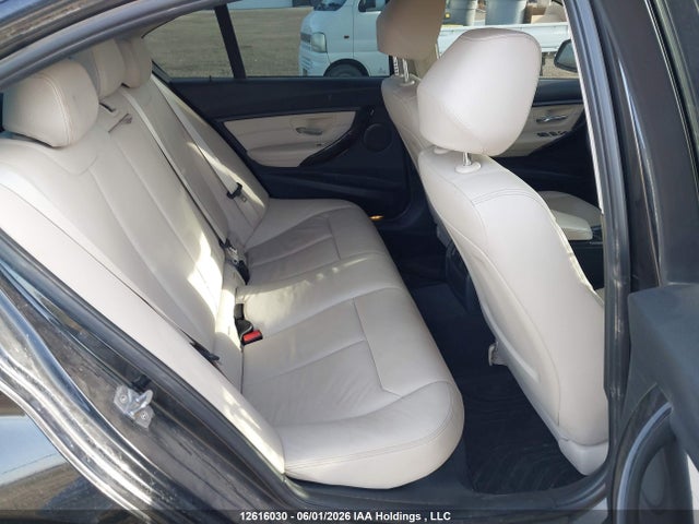 Продажа на аукционе авто 2013 Bmw 320i Xdrive, vin: WBA3C3C57DF980470, номер лота: 12616030