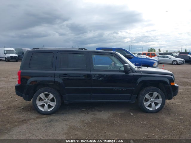 12630570 :رقم المزاد ، 1C4NJRCB8DD236446 vin ، 2013 Jeep Patriot Limited مزاد بيع