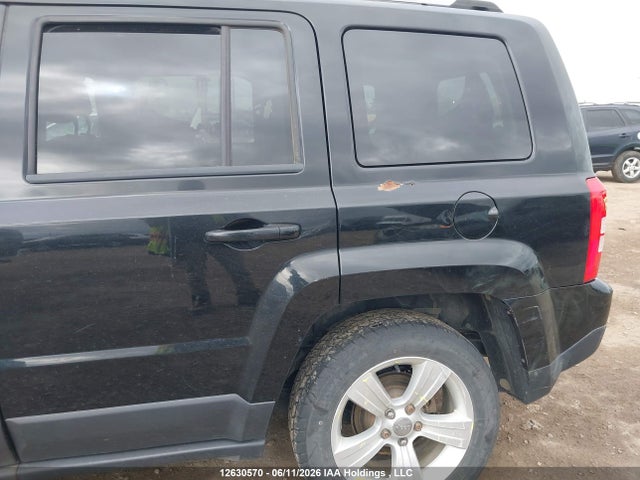 12630570 :رقم المزاد ، 1C4NJRCB8DD236446 vin ، 2013 Jeep Patriot Limited مزاد بيع