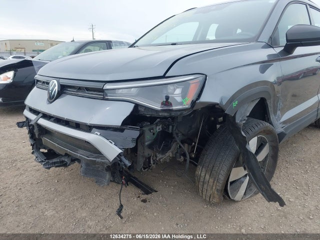 3VV8C7B21SM035715 Volkswagen Taos Trendline