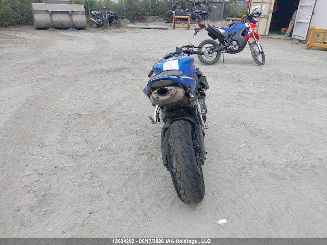 2007 Honda Cbr600 Rr მანქანა იყიდება აუქციონზე, vin: JH2PC40257M000424, აუქციონის ნომერი: 12634292