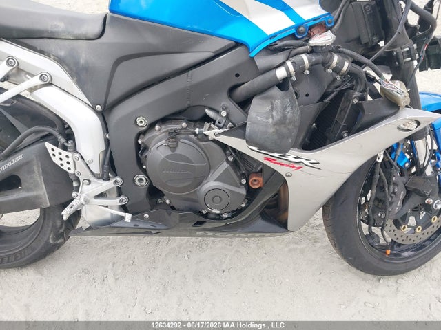 2007 Honda Cbr600 Rr მანქანა იყიდება აუქციონზე, vin: JH2PC40257M000424, აუქციონის ნომერი: 12634292
