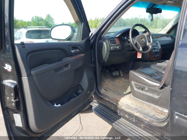 Продаж на аукціоні авто 2011 Chevrolet Suburban 1500 Lt, vin: 1GNSKJE33BR199112, номер лоту: 12634293
