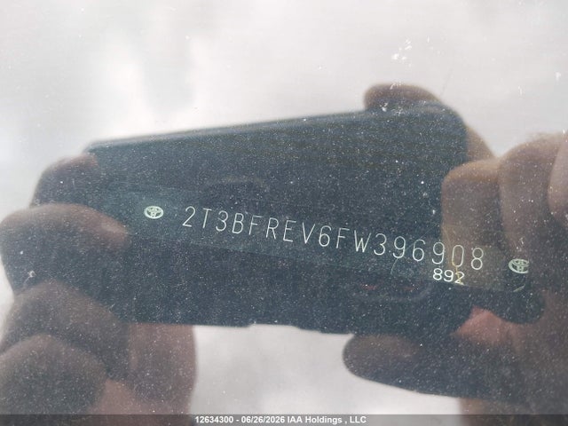 Toyota RAV4 LE 2015 2T3BFREV6FW396908 Image 18