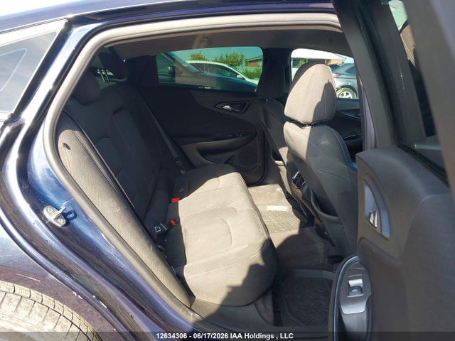 1G1ZE5ST4HF139126 Chevrolet MALIBU 1LT
