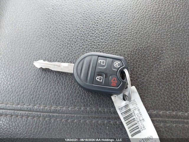 12634321 :رقم المزاد ، 1FT7W2BT1FED61037 vin ، 2015 Ford F-250 Lariat/xl/xlt مزاد بيع