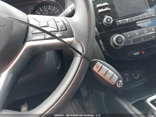2017 Nissan Rogue S/sl მანქანა იყიდება აუქციონზე, vin: 5N1AT2MT1HC810142, აუქციონის ნომერი: 12634331