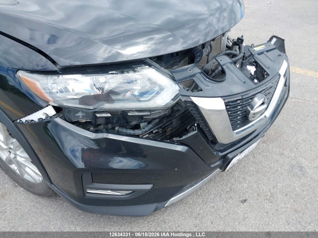 2017 Nissan Rogue S/sl მანქანა იყიდება აუქციონზე, vin: 5N1AT2MT1HC810142, აუქციონის ნომერი: 12634331