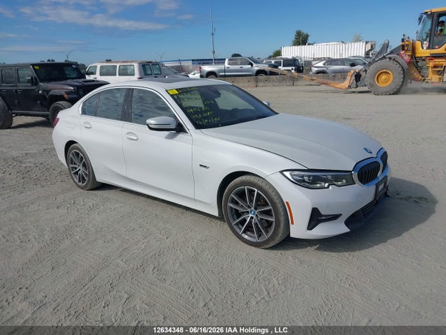 2022 Bmw 330e Xdrive მანქანა იყიდება აუქციონზე, vin: WBA5P9C07NFM04321, აუქციონის ნომერი: 12634348