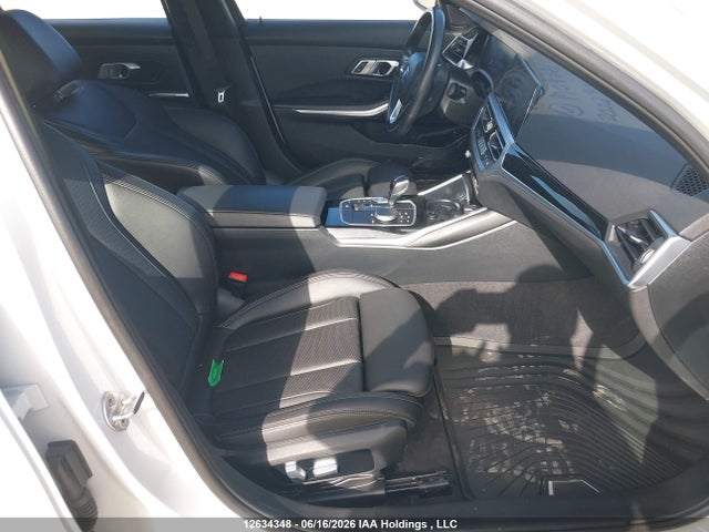 2022 Bmw 330e Xdrive მანქანა იყიდება აუქციონზე, vin: WBA5P9C07NFM04321, აუქციონის ნომერი: 12634348