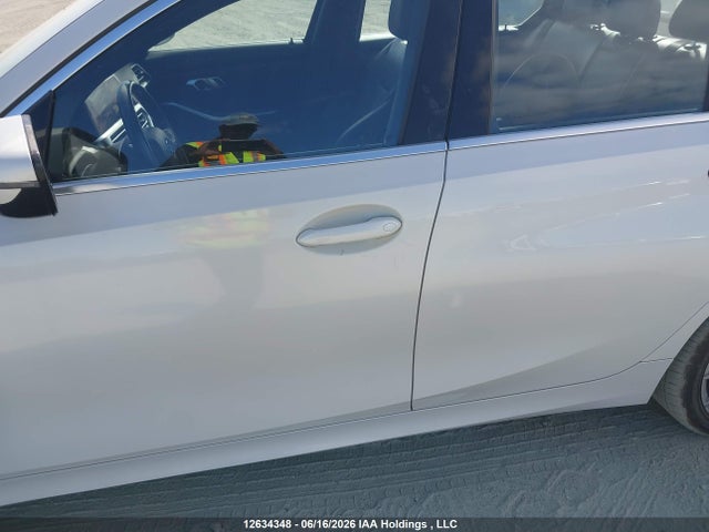 2022 Bmw 330e Xdrive მანქანა იყიდება აუქციონზე, vin: WBA5P9C07NFM04321, აუქციონის ნომერი: 12634348