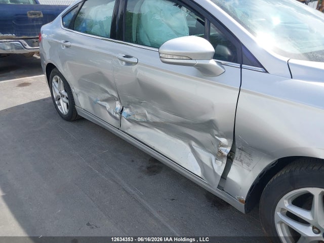 12634353 :رقم المزاد ، 3FA6P0HD0GR286154 vin ، 2016 Ford Fusion Se مزاد بيع