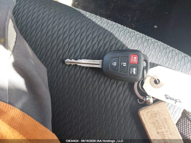 2018 Toyota Corolla Le მანქანა იყიდება აუქციონზე, vin: 2T1BURHE7JC122735, აუქციონის ნომერი: 12634424