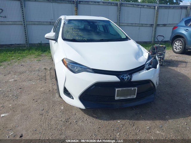 2018 Toyota Corolla Le მანქანა იყიდება აუქციონზე, vin: 2T1BURHE7JC122735, აუქციონის ნომერი: 12634424