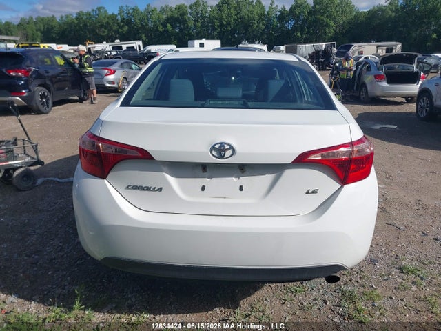 2018 Toyota Corolla Le მანქანა იყიდება აუქციონზე, vin: 2T1BURHE7JC122735, აუქციონის ნომერი: 12634424