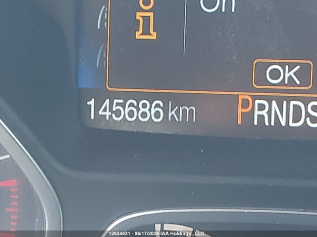 Продажа на аукционе авто 2017 Ford Escape Se, vin: 1FMCU9GD6HUA71833, номер лота: 12634431