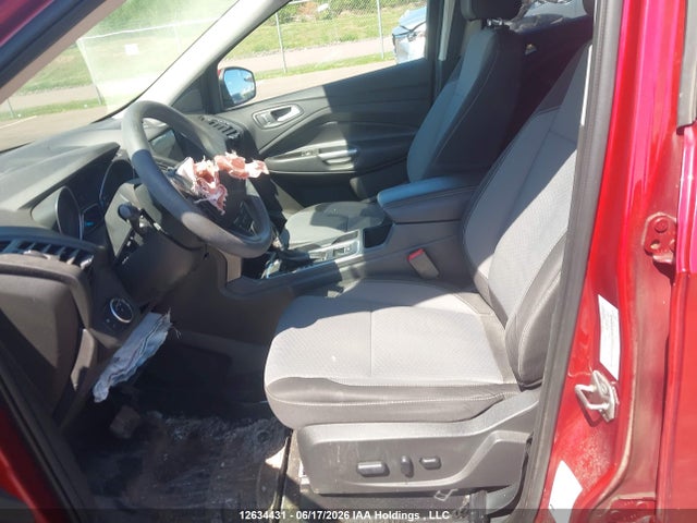 Продажа на аукционе авто 2017 Ford Escape Se, vin: 1FMCU9GD6HUA71833, номер лота: 12634431