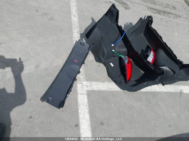 Aukcja sprzedaży 2022 Toyota Corolla Hybrid Base W/li Battery, vin: JTDBAMDE5N3004571, numer aukcji: 12634432