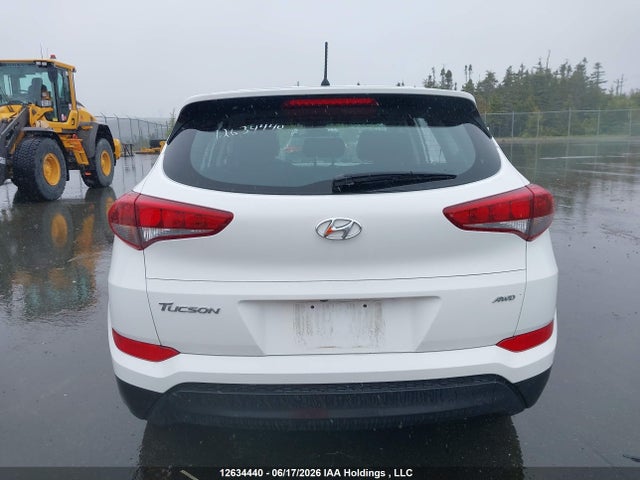 2018 Hyundai Tucson Base 2.0l მანქანა იყიდება აუქციონზე, vin: KM8J2CA47JU717048, აუქციონის ნომერი: 12634440