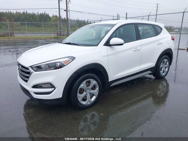 2018 Hyundai Tucson Base 2.0l მანქანა იყიდება აუქციონზე, vin: KM8J2CA47JU717048, აუქციონის ნომერი: 12634440