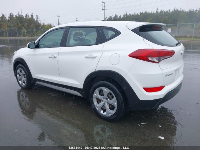 2018 Hyundai Tucson Base 2.0l მანქანა იყიდება აუქციონზე, vin: KM8J2CA47JU717048, აუქციონის ნომერი: 12634440